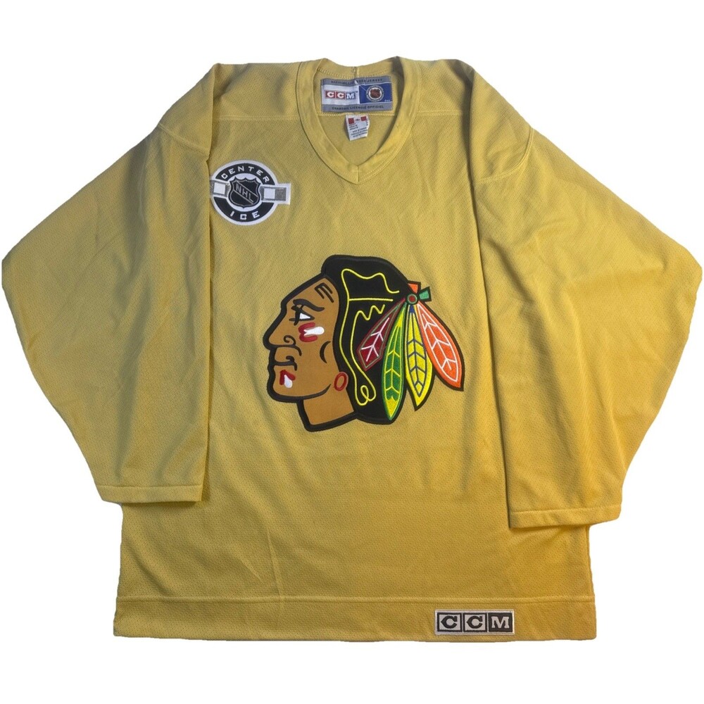 VINTAGE MADE IN CANADA CCM CENTER ICE CHICAGO BLACKHAWKS  JERSEY SIZE M